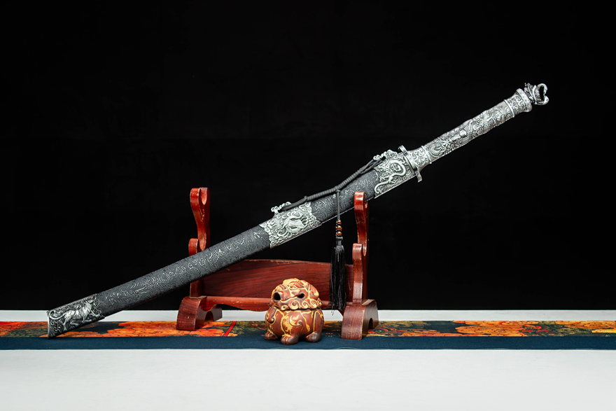 Tứ Thú - Đao Tú Xuân Vô Tướng | Thép Mangan Cao Cấp